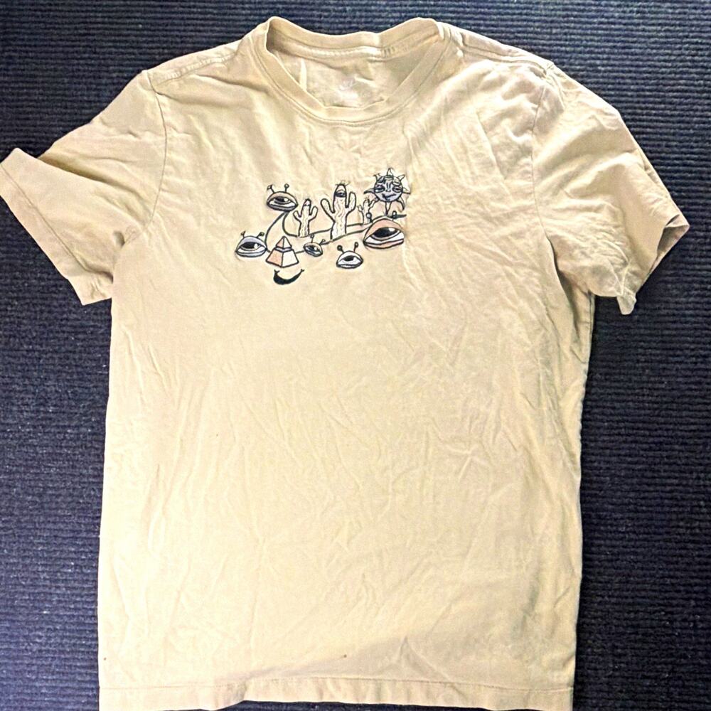 Nike The Nike Tee Men’s M Beige Alien Cactus Pyramid Graphic T-Shirt Retro